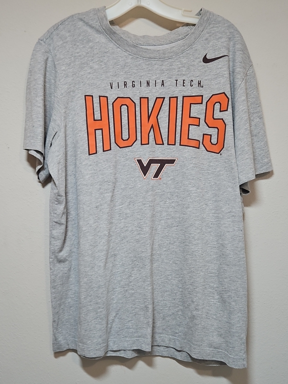 Nike Size Large Virginia Tech Hokies Tee